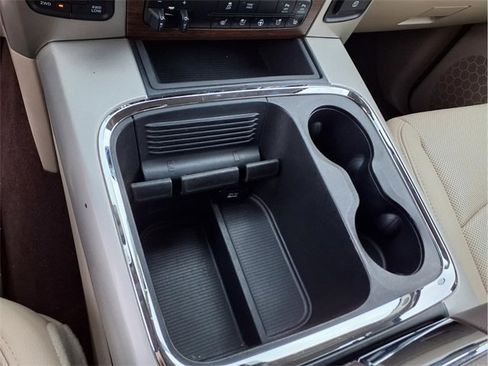 Used 2017 RAM 1500 Laramie w/ Convenience Group image 22