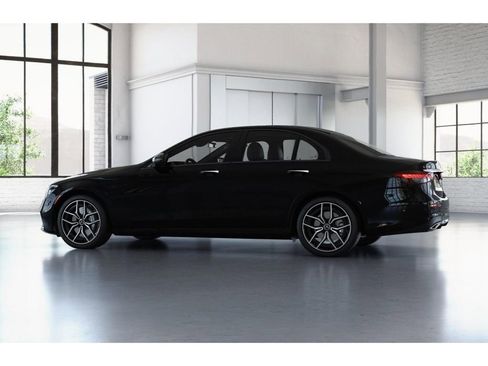 Used 2023 Mercedes-Benz E 350 4MATIC Sedan image 33