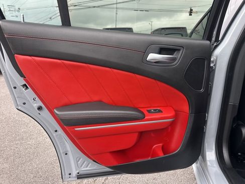Used 2022 Dodge Charger Scat Pack RWD image 15