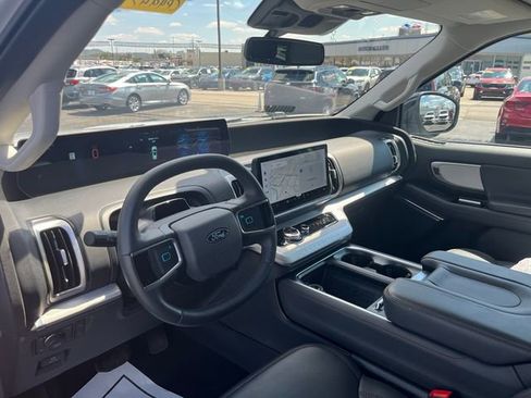 Used 2025 Ford Expedition Max Active image 30