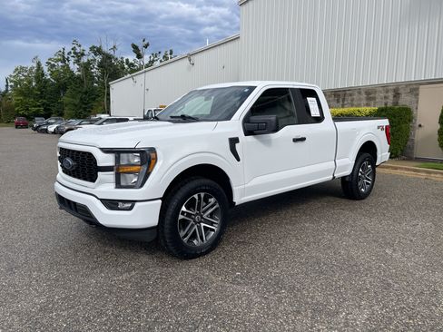 Certified 2023 Ford F150 XL w/ STX Appearance Package AWD/4WD image 3