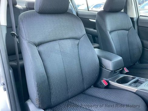 Used 2011 Subaru Legacy 2.5i Premium image 10