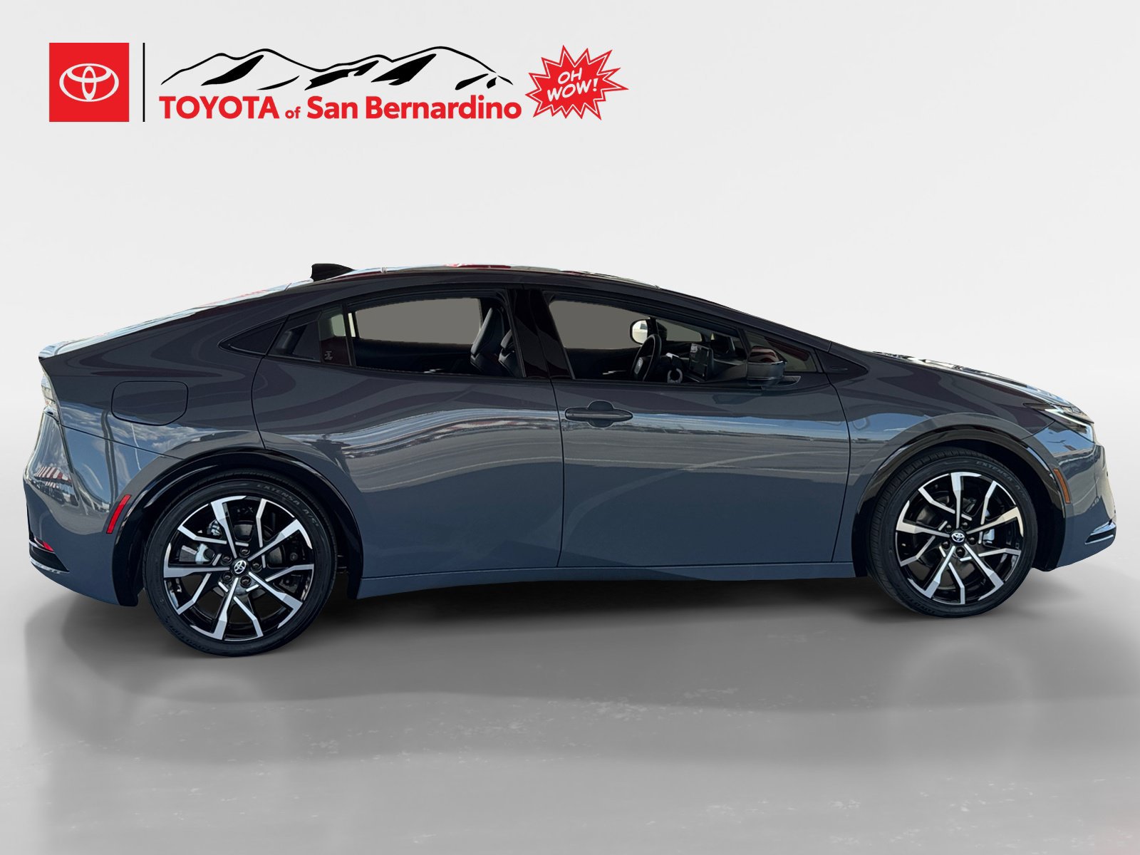 New 2027 Toyota Prius Plug-In Hybrid FWD image 6