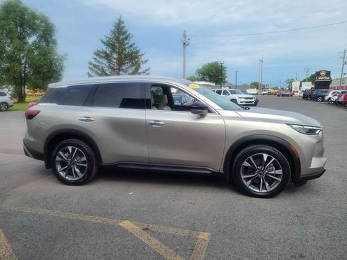 Used 2023 INFINITI QX60 Luxe w/ Performance Audio Package AWD/4WD image 5