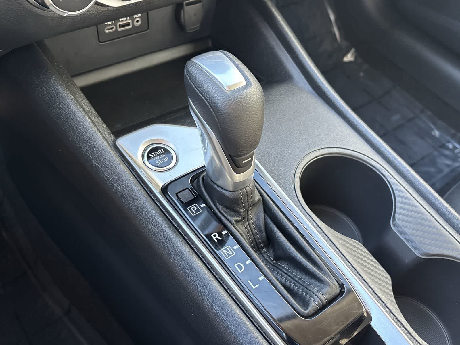 Used 2025 Nissan Altima 2.5 SV FWD image 27
