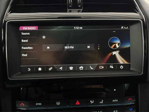 Used 2020 Jaguar F-PACE Prestige AWD/4WD image 42