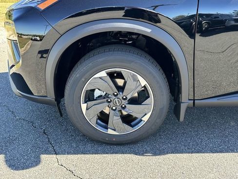 New 2026 Nissan Rogue SV w/ Cold Weather Package FWD image 13