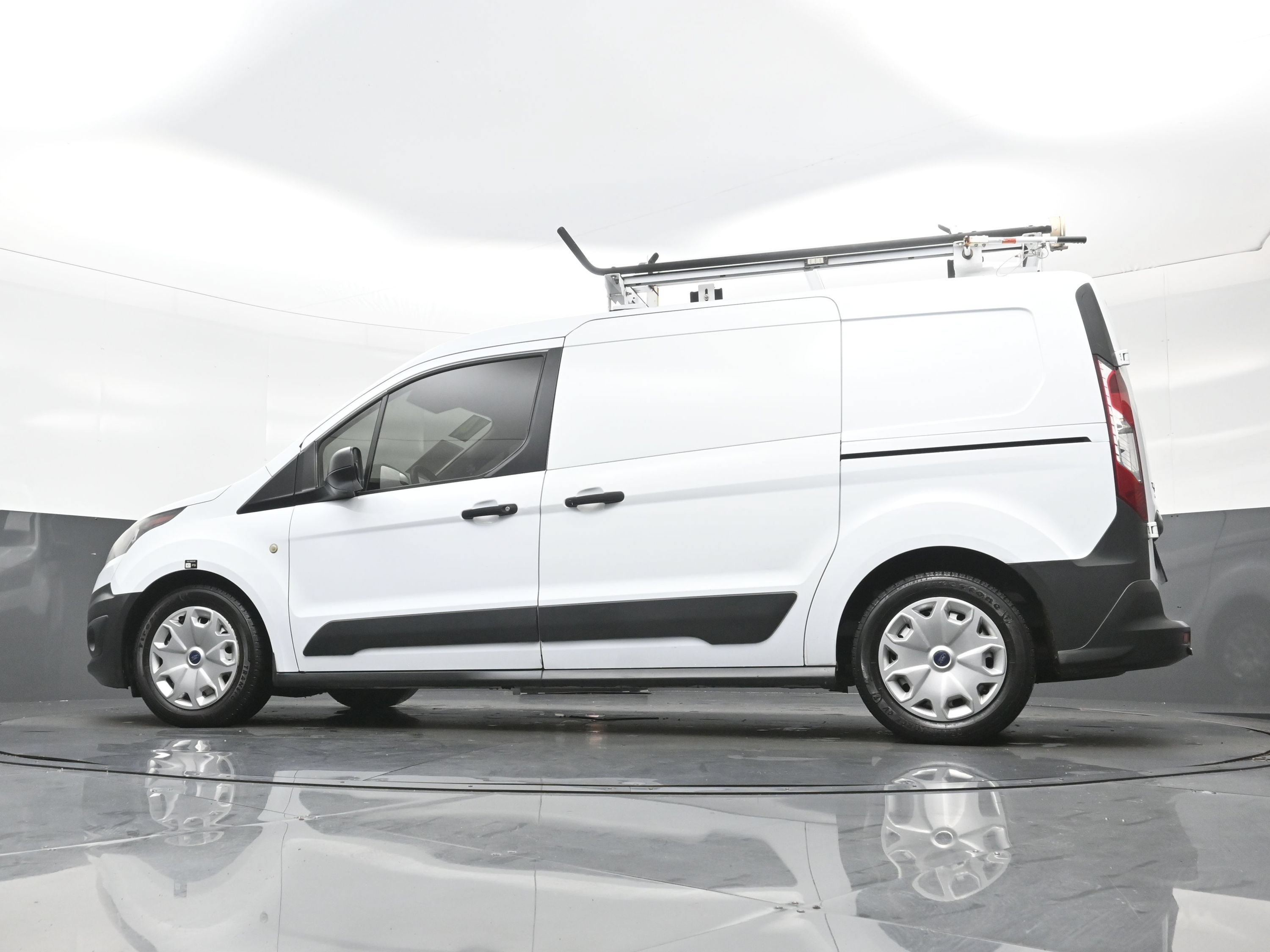 Used 2014 Ford Transit Connect XL FWD image 25