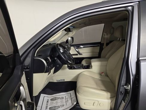 Used 2023 Lexus GX 460 Luxury w/ Sport Design Package AWD/4WD image 13