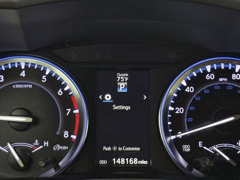 Used 2015 Toyota Highlander XLE FWD image 24