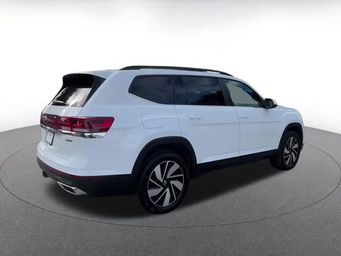 Used 2025 Volkswagen Atlas SE image 15