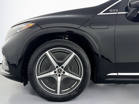 Certified 2023 Mercedes-Benz EQS 580 4MATIC SUV image 11