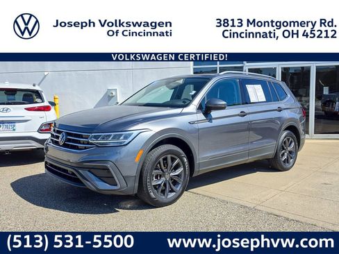 Certified 2023 Volkswagen Tiguan SE w/ Panoramic Sunroof Package AWD/4WD image 1