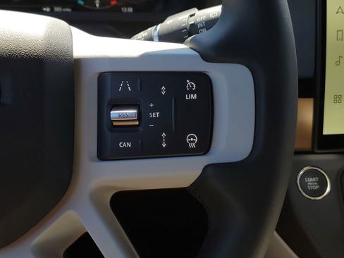 New 2026 Land Rover Defender 110 S image 18