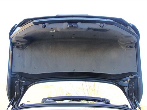 Used 2014 Ferrari California image 20