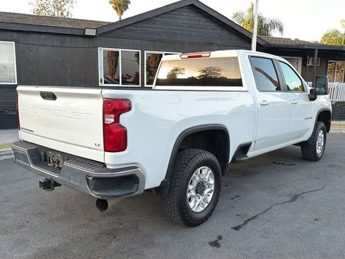Used 2022 Chevrolet Silverado 2500 LT w/ Convenience Package AWD/4WD image 8