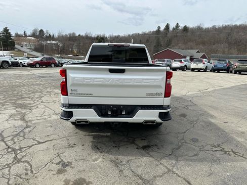 Used 2024 Chevrolet Silverado 1500 High Country w/ Technology Package image 5