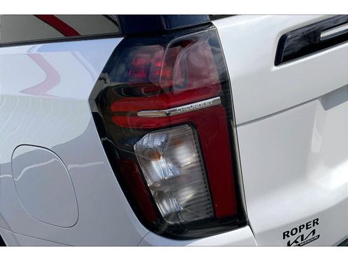 Used 2023 Chevrolet Tahoe RST AWD/4WD image 30