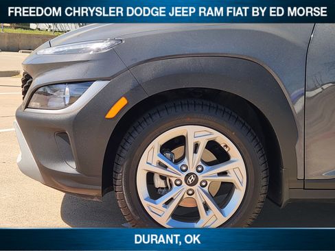 Used 2023 Hyundai Kona SEL w/ Convenience Package image 6