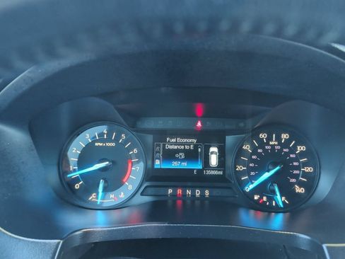 Used 2017 Ford Explorer XLT AWD/4WD image 15