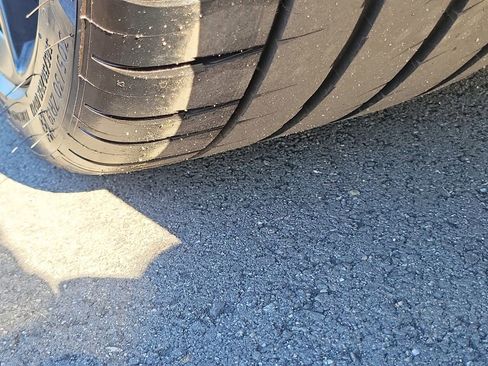 Used 2016 Ford Mustang Shelby GT350 w/ Technology Package image 35