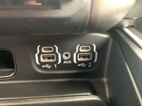 Used 2022 RAM 1500 Big Horn image 34