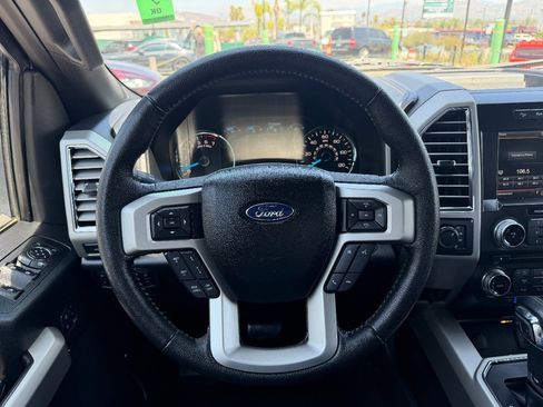 Used 2015 Ford F150 Lariat w/ Equipment Group 502A Luxury AWD/4WD image 17