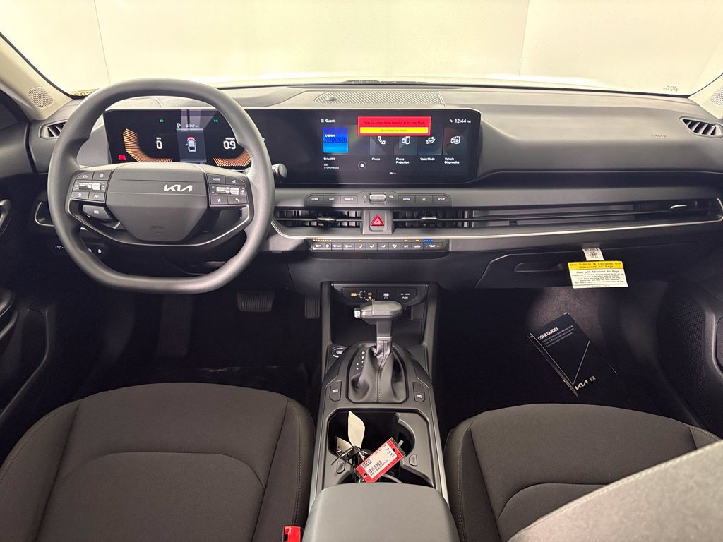 New 2026 Kia K4 FWD image 38