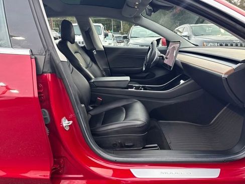 Used 2018 Tesla Model 3 Long Range image 9