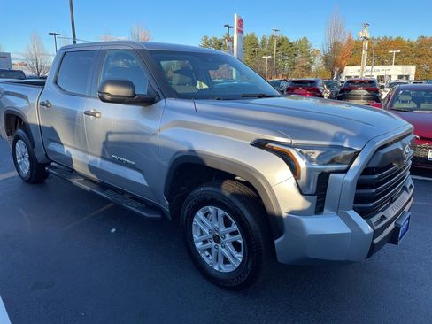 Used 2023 Toyota Tundra SR5 image 3