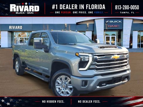 Used 2024 Chevrolet Silverado 2500 High Country w/ Technology Package AWD/4WD image 1