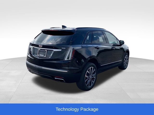 Used 2023 Cadillac XT5 Sportv w/ Technology Package AWD/4WD image 3
