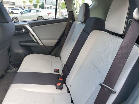 Used 2018 Toyota RAV4 XLE image 13