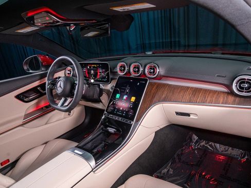 New 2026 Mercedes-Benz CLE 300 4MATIC Coupe image 4