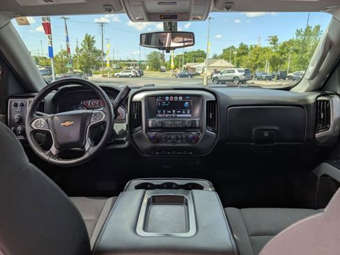 Used 2018 Chevrolet Silverado 1500 LT w/ All Star Edition AWD/4WD image 11