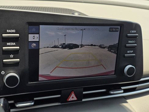 Used 2024 Hyundai Elantra SE FWD image 20