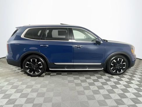 Used 2024 Kia Telluride SX Prestige AWD/4WD image 9