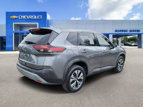 Used 2021 Nissan Rogue SV FWD image 4