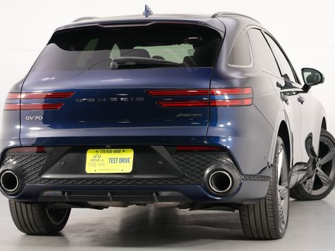 Used 2023 Genesis GV70 3.5T Sport w/ Sport Prestige Package image 5