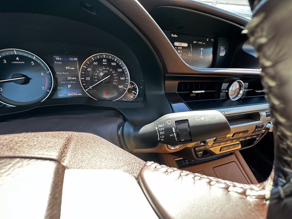 Used 2016 Lexus ES 350 w/ Premium Package w/Wood Trim FWD image 37
