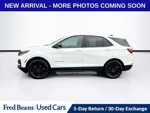 Used 2023 Chevrolet Equinox LS w/ LS Convenience Package AWD/4WD image 4