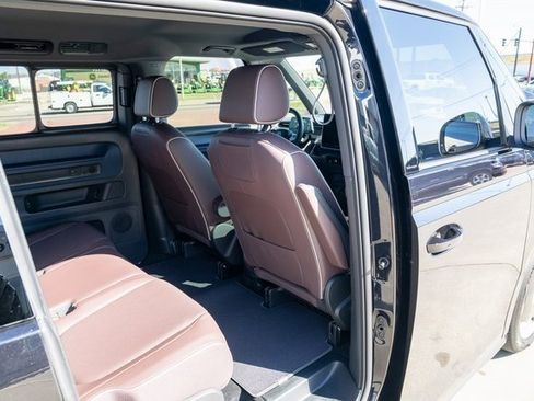 New 2025 Volkswagen ID. Buzz Pro S image 43