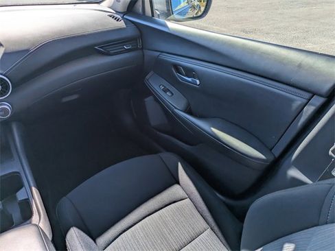 Used 2024 Nissan Sentra SV image 14