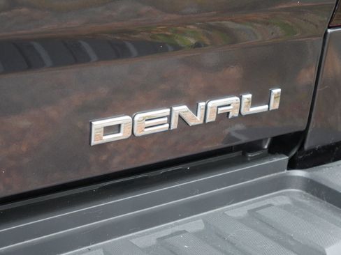 Used 2015 GMC Sierra 2500 Denali image 16