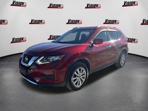 Used 2019 Nissan Rogue SV image 1
