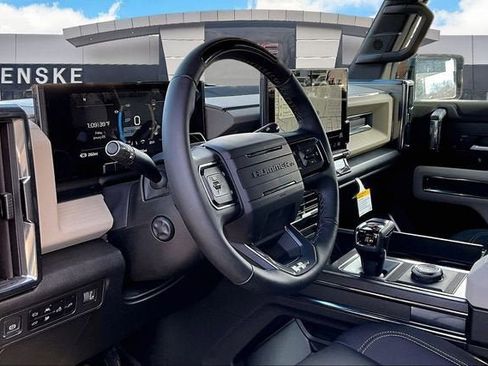 New 2026 GMC Hummer EV 4x4 Crew Cab image 7