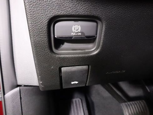 New 2025 Jeep Grand Cherokee L Limited image 17