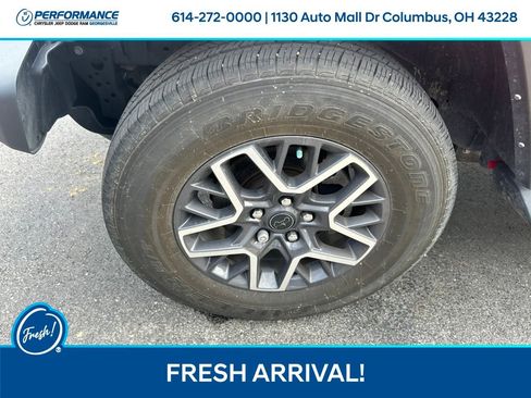 Used 2024 Jeep Wrangler Unlimited Sahara AWD/4WD image 10