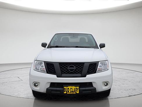 Used 2019 Nissan Frontier SV w/ Value Truck Package AWD/4WD image 2