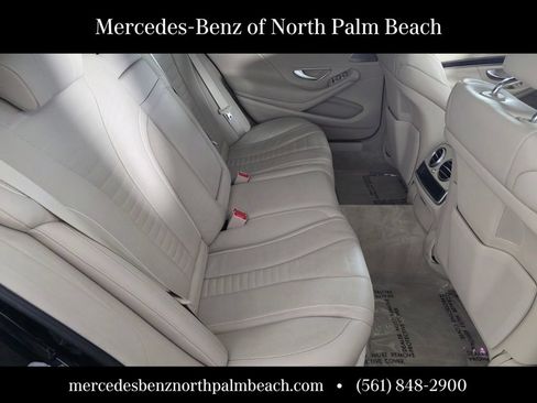 Used 2019 Mercedes-Benz S 560 Sedan image 27